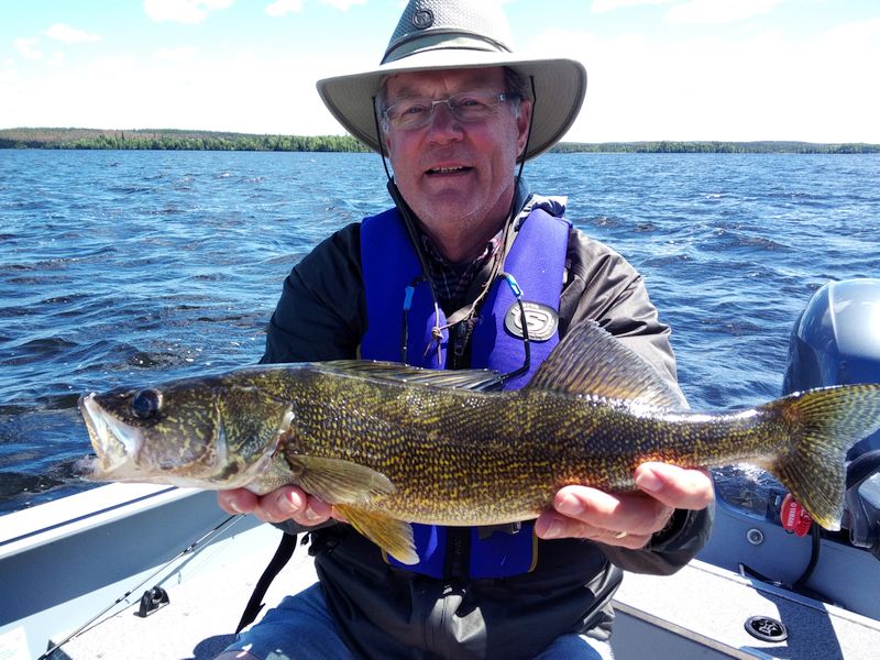 Fishing on Famous Stormer & Kirkness Lake